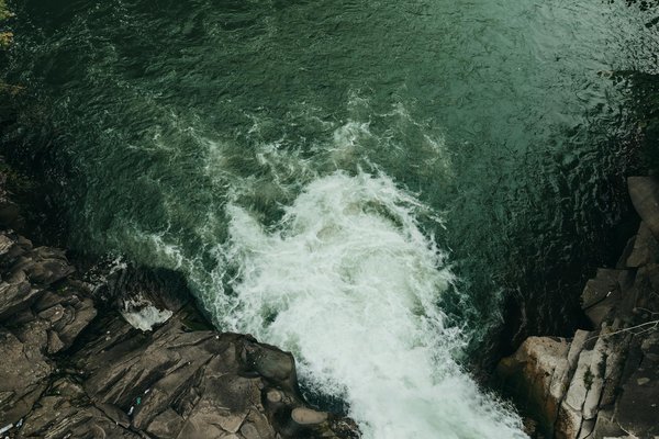 Où pratiquer le snorkeling au milieu des raies manta à Hawaii ?